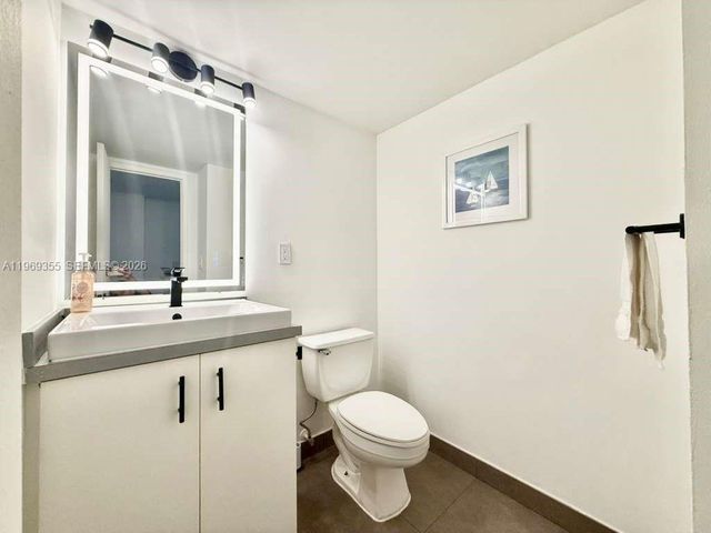 19370 Collins Ave 319, Sunny Isles Beach, FL 33160