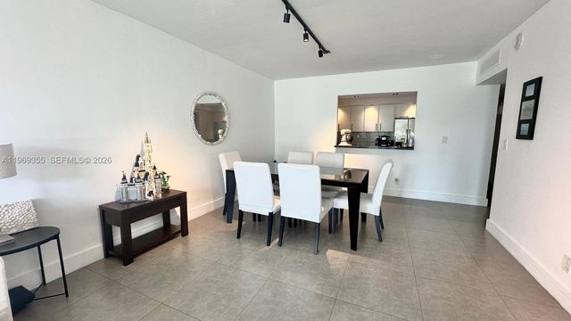 19370 Collins Ave 319, Sunny Isles Beach, FL 33160