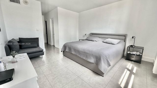 19370 Collins Ave 319, Sunny Isles Beach, FL 33160
