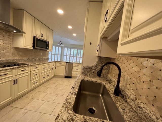 1770 MILL GLEN CV, Memphis, TN 38016