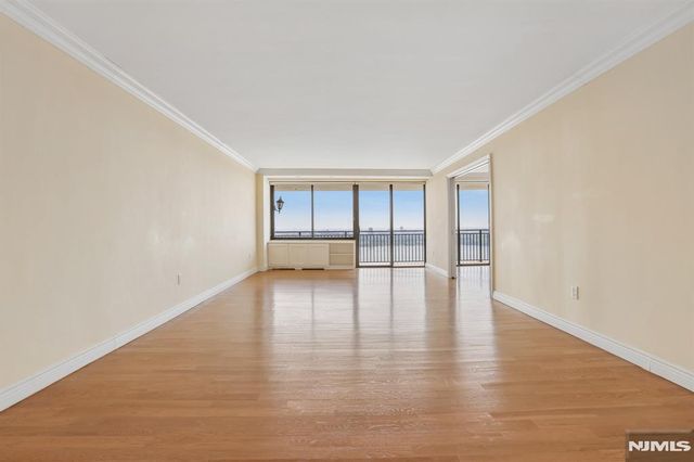 1500 Palisade Avenue 18C, Fort Lee, NJ 07024