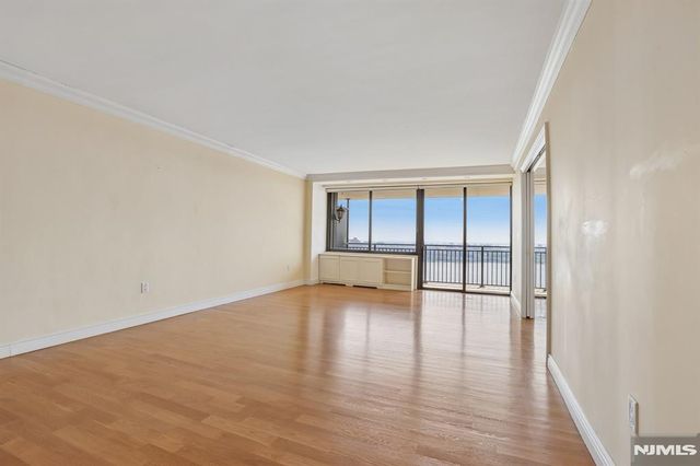 1500 Palisade Avenue 18C, Fort Lee, NJ 07024