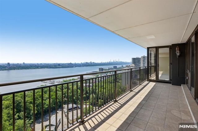 1500 Palisade Avenue 18C, Fort Lee, NJ 07024