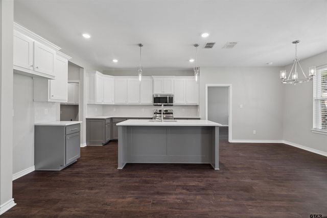 12117 Pinecrest Dr, Flint, TX 75762