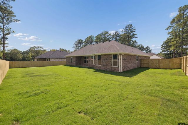 12117 Pinecrest Dr, Flint, TX 75762