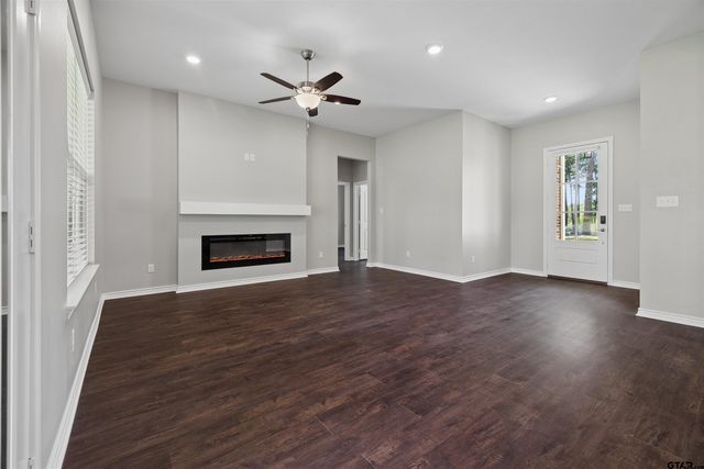 12117 Pinecrest Dr, Flint, TX 75762
