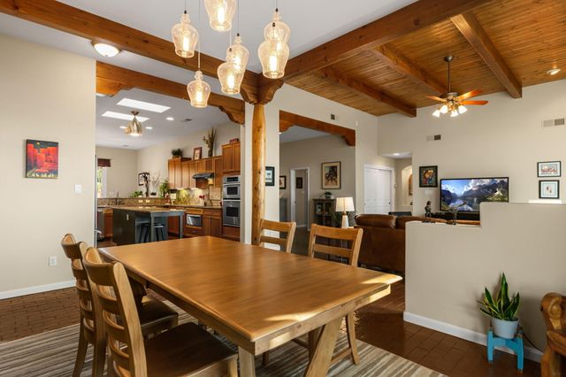 15 Trails Road, Placitas, NM 87043