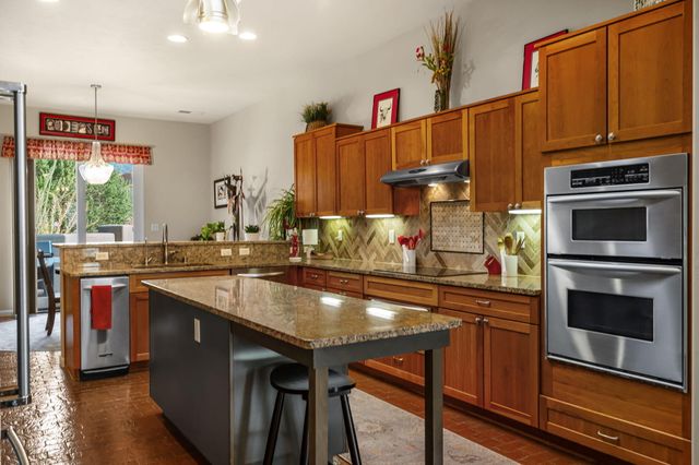 15 Trails Road, Placitas, NM 87043