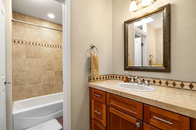 15 Trails Road, Placitas, NM 87043