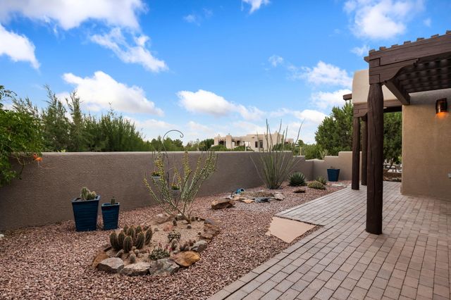 15 Trails Road, Placitas, NM 87043