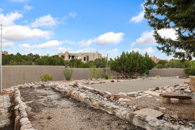 15 Trails Road, Placitas, NM 87043
