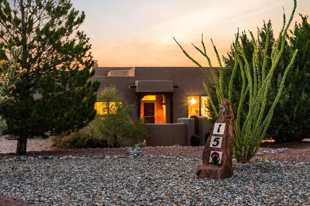 15 Trails Road, Placitas, NM 87043