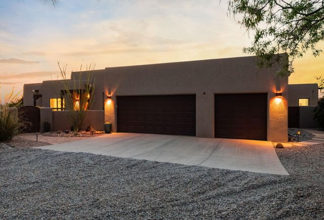 15 Trails Road, Placitas, NM 87043