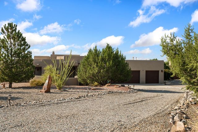 15 Trails Road, Placitas, NM 87043