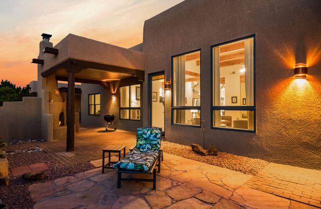 15 Trails Road, Placitas, NM 87043