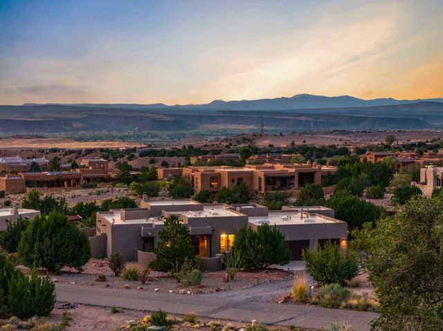 15 Trails Road, Placitas, NM 87043