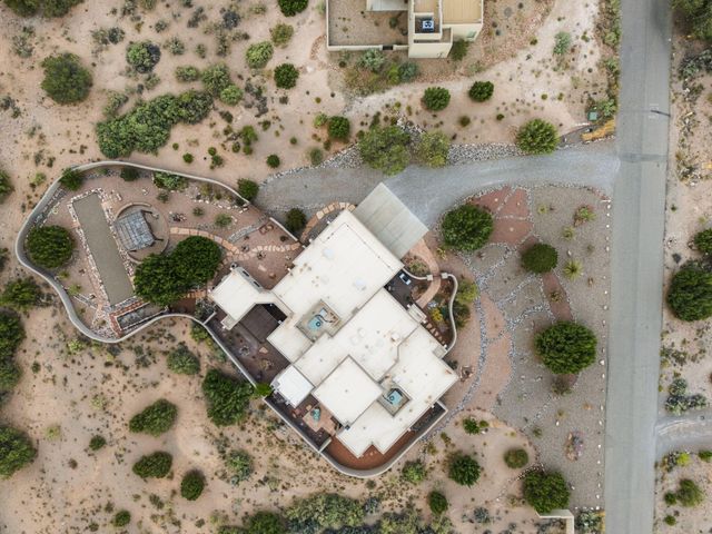 15 Trails Road, Placitas, NM 87043