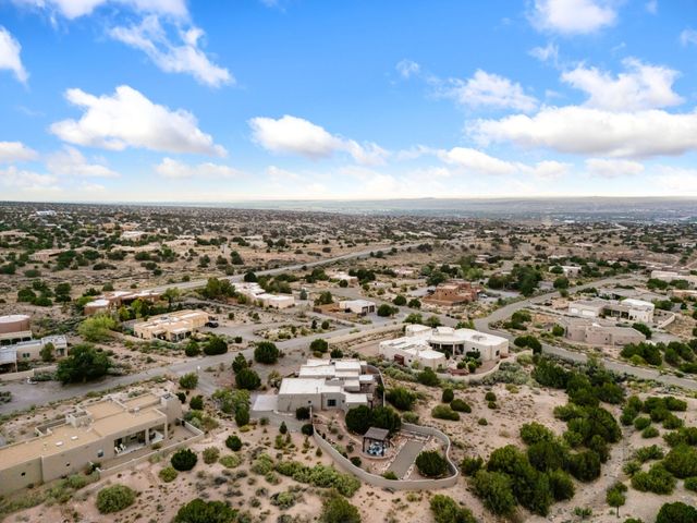 15 Trails Road, Placitas, NM 87043