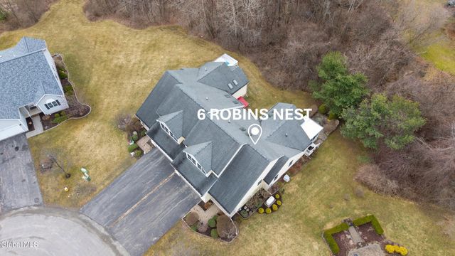 6 Robins Nest, Niskayuna, NY 12309