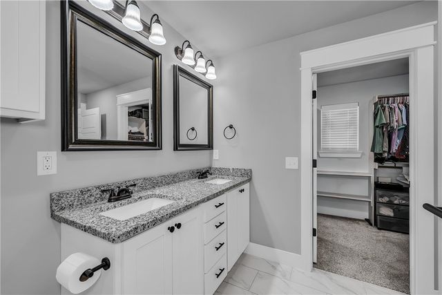 11 Hillswick Drive, Bella Vista, AR 72715