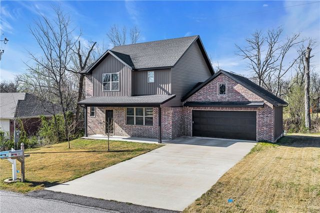 11 Hillswick Drive, Bella Vista, AR 72715