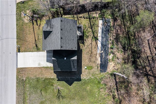 11 Hillswick Drive, Bella Vista, AR 72715