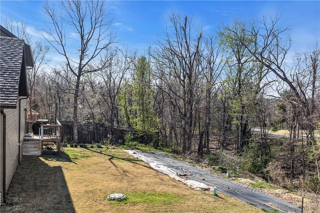 11 Hillswick Drive, Bella Vista, AR 72715