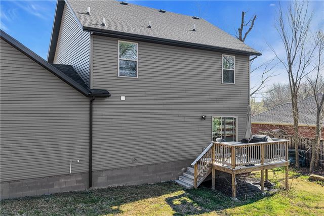 11 Hillswick Drive, Bella Vista, AR 72715