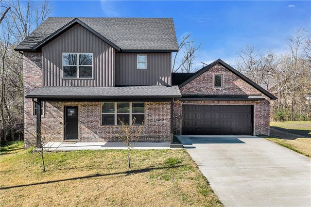 11 Hillswick Drive, Bella Vista, AR 72715