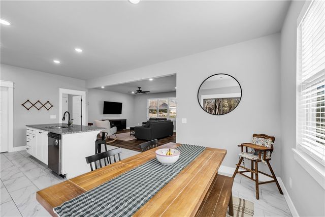 11 Hillswick Drive, Bella Vista, AR 72715