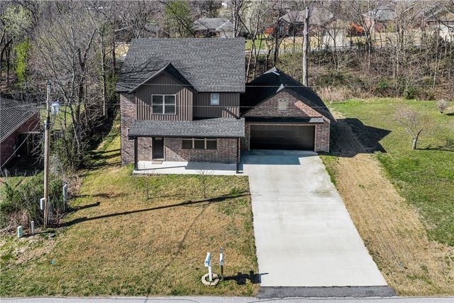 11 Hillswick Drive, Bella Vista, AR 72715