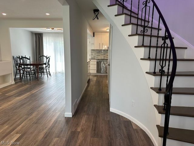 6488 State Road B-6, Parma, OH 44134