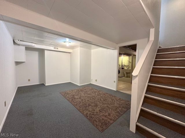 6488 State Road B-6, Parma, OH 44134