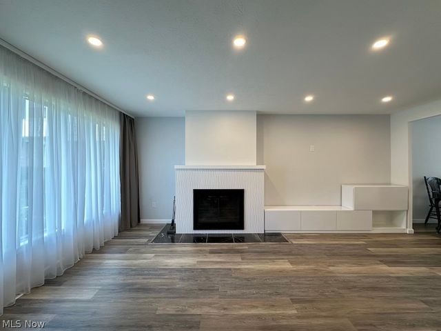 6488 State Road B-6, Parma, OH 44134