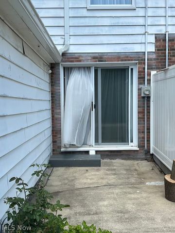 6488 State Road B-6, Parma, OH 44134