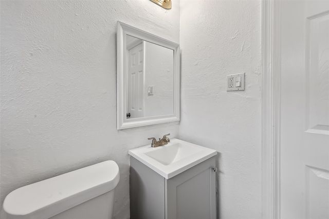 1420 E 34th Street, Houston, TX 77022