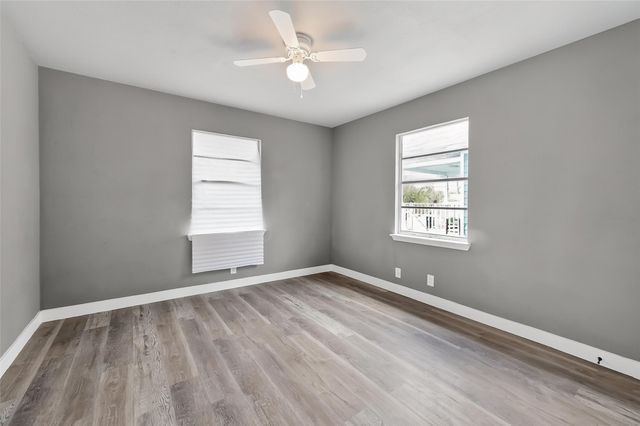 1420 E 34th Street, Houston, TX 77022