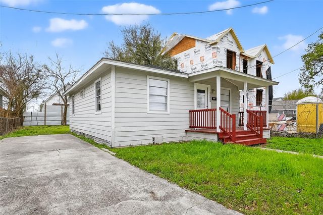 1420 E 34th Street, Houston, TX 77022