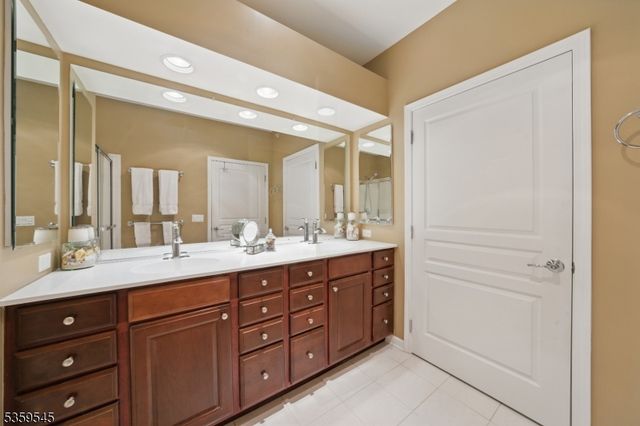 4413 Warrens Way 413, Wanaque Boro, NJ 07465