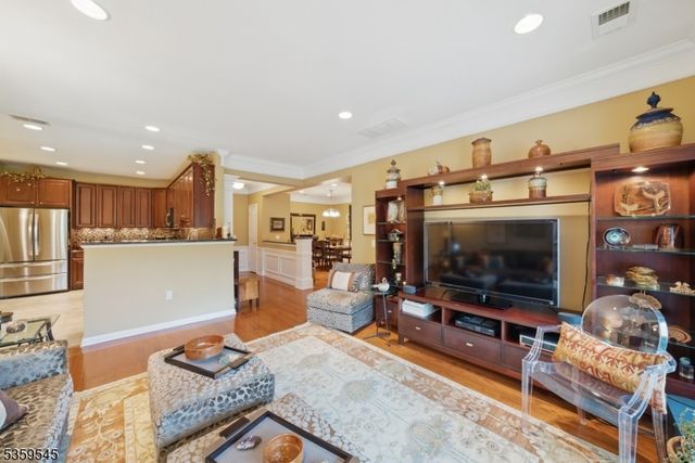 4413 Warrens Way 413, Wanaque Boro, NJ 07465