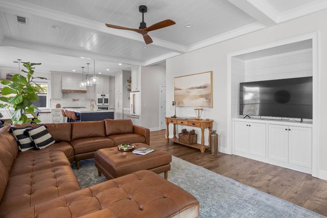 637 Rebekah Ct, Ripon, CA 95366