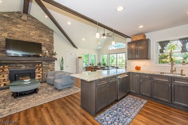 44 Sunset Trl, Sparta Twp., NJ 07871