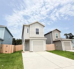 3606 Duplet Avenue, Conroe, TX 77306
