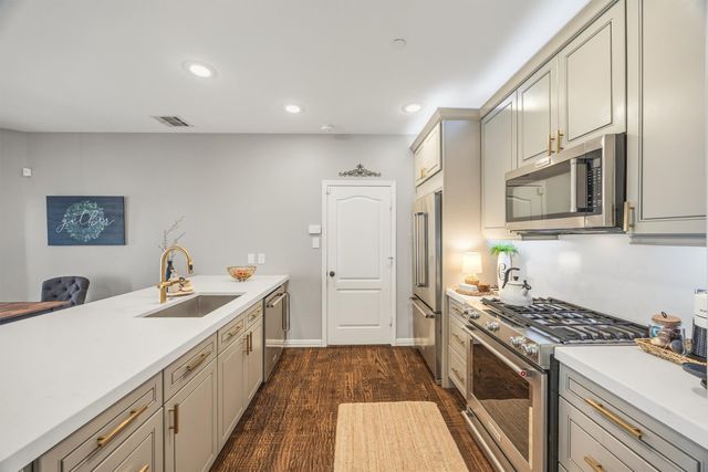 5646 Grosseto Drive, Frisco, TX 75034