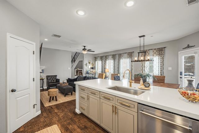 5646 Grosseto Drive, Frisco, TX 75034