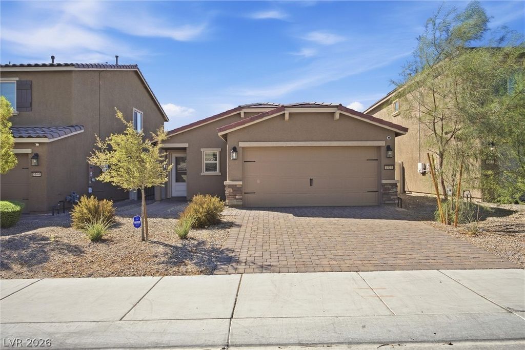 1573 Oro Grande Drive, North Las Vegas, NV 89032 — exterior