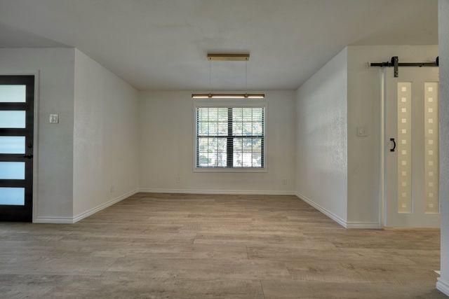 401 Hideaway Lane E, Hideaway, TX 75771