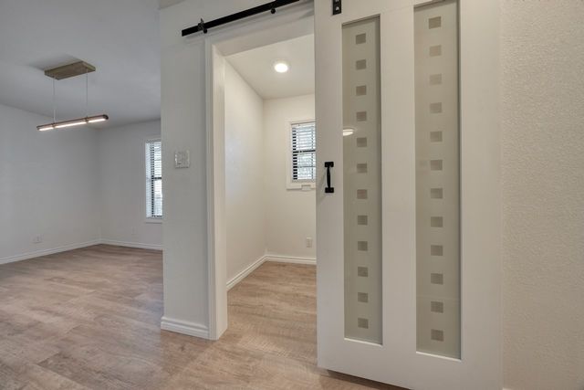 401 Hideaway Lane E, Hideaway, TX 75771