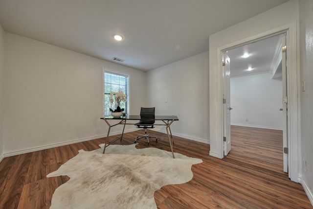 401 Hideaway Lane E, Hideaway, TX 75771