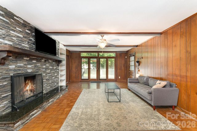 1107 Fairfield Drive, Gastonia, NC 28054